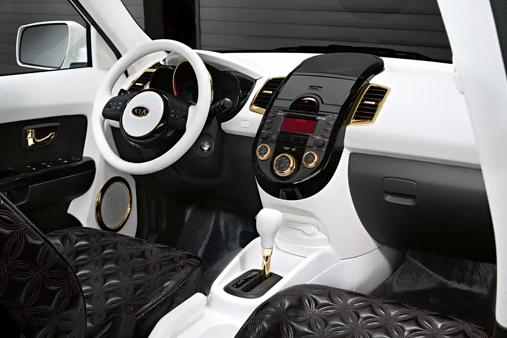 Kia Soul Diva inside