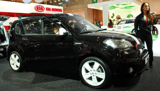 kia-al-salone-di-parigi-2008_19.jpg