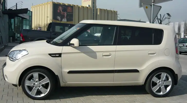 Kia Soul in Vannila color