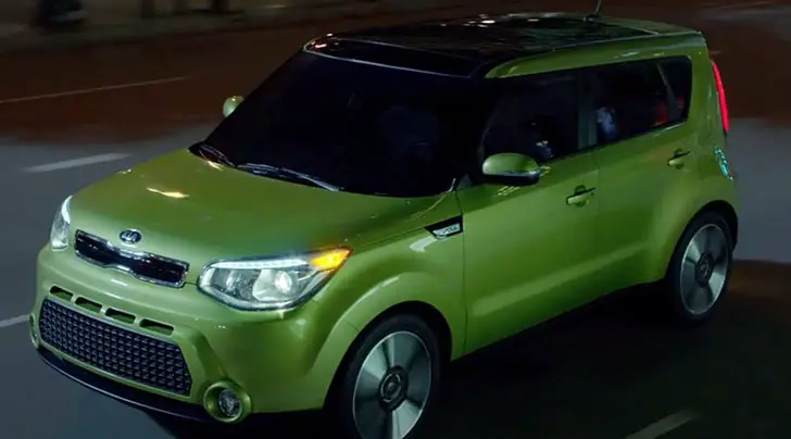 Kia Soul green color called Alien 2