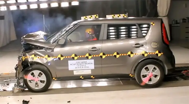 2014 Kia Soul crsh test picture & video