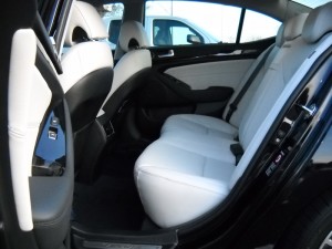 Kia Cadenza White Leather