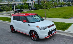 Polar White Kia Soul