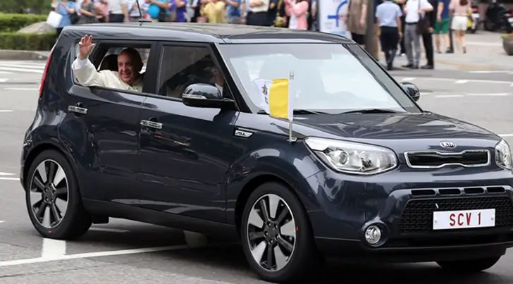 Kia Soul Pope mobil