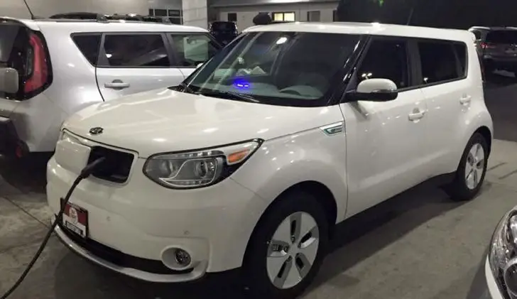 White Kia Soul electric - owner interview photos