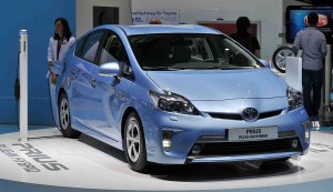 prius_plug-in_hybrid-11-09-04-iaa-by-ralfr-108