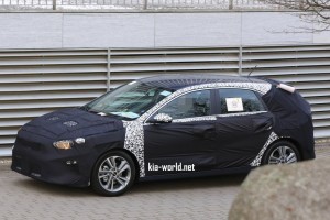 Kia cee'd spy shots