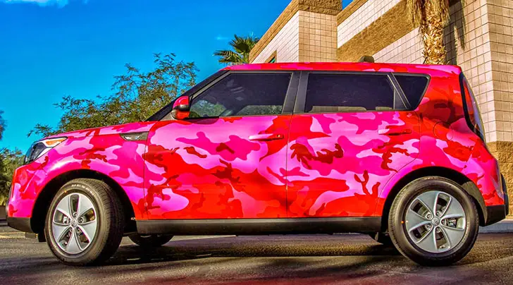 Kia Soul in pink color