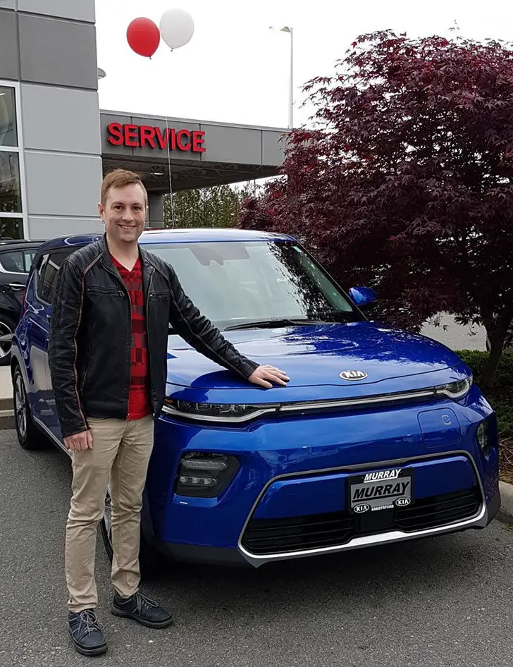 Ownr of new Kia Soul EV in Canada