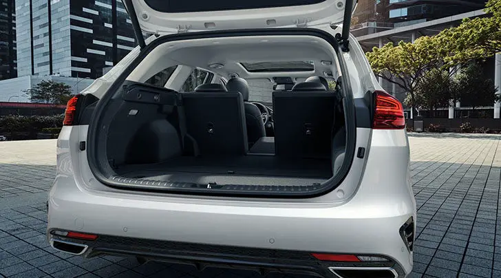 Kia Ceed Sportwagon PHEV cargo size