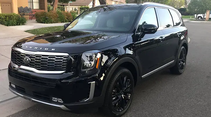 Black Kia Telluride