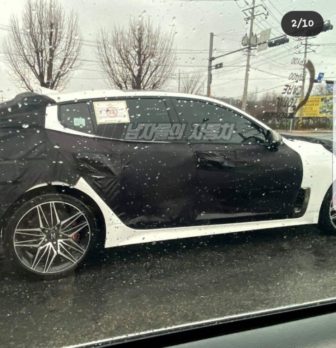 Spied: Kia Stinger With New Alloy Wheels